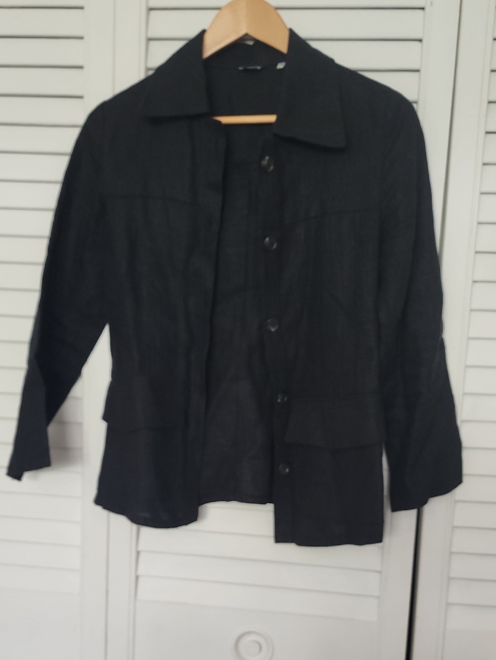 Classic Black Women's Button-Front Blazer Jacket